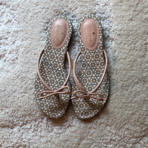 kate spade Shoes - Kate Spade Flat Flip Flops Nude!